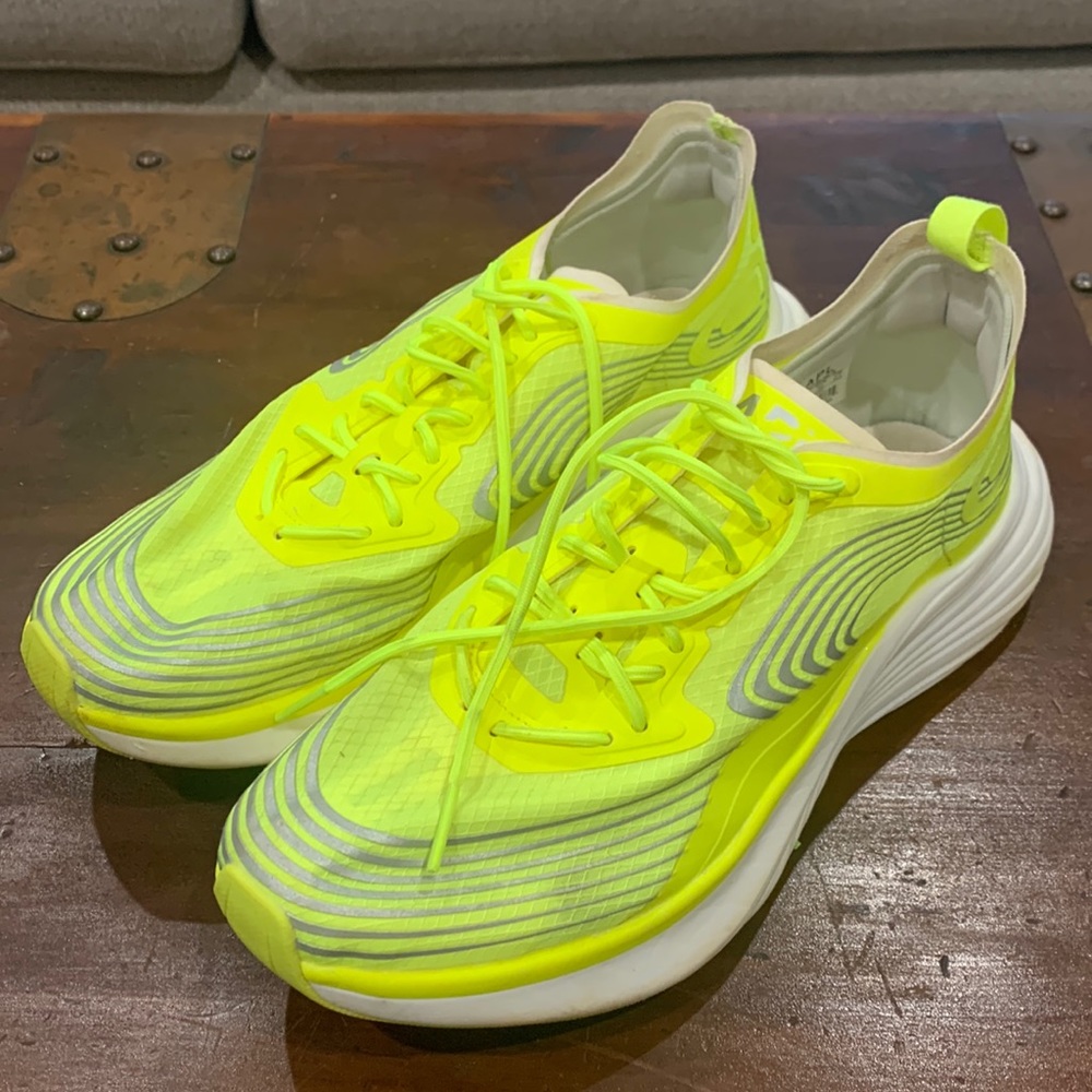 APL Streamline Sneakers, Size 9, Neon Yellow